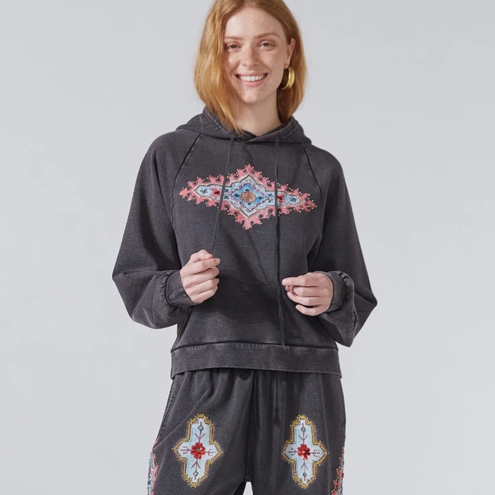 NWT Hayley Menzies Dylan Printed Embellished
Hoodie Acid Wash